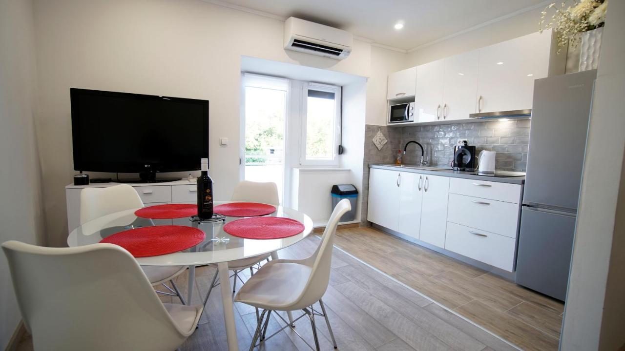 Apartment Caramela Nin Extérieur photo