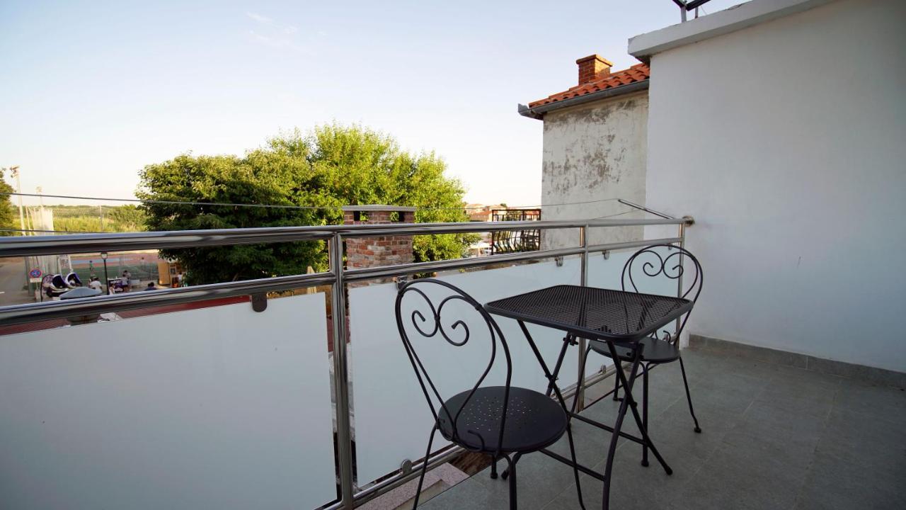 Apartment Caramela Nin Extérieur photo